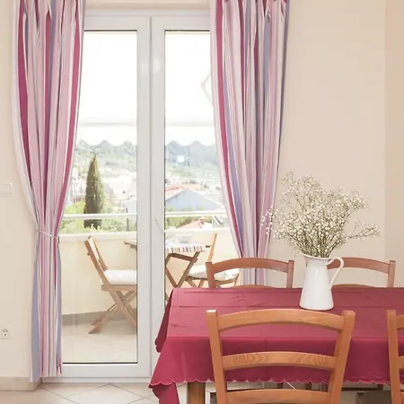 Alpeza Apartment